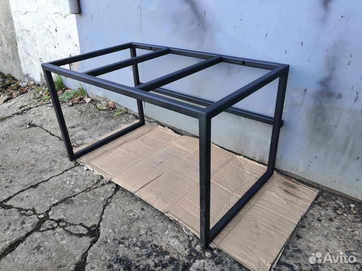 Подстолья Лофт