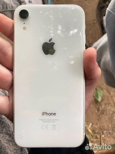 iPhone xr 128