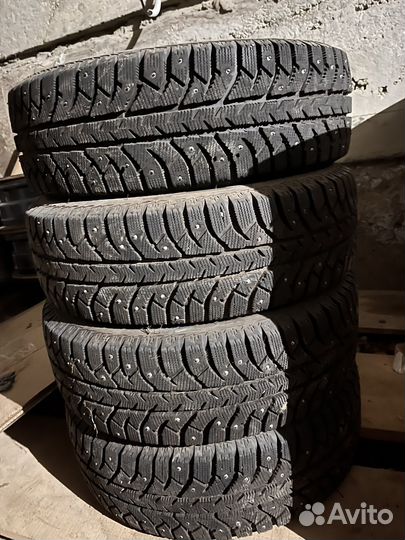 Bridgestone Ice Cruiser 7000 175/65 R14