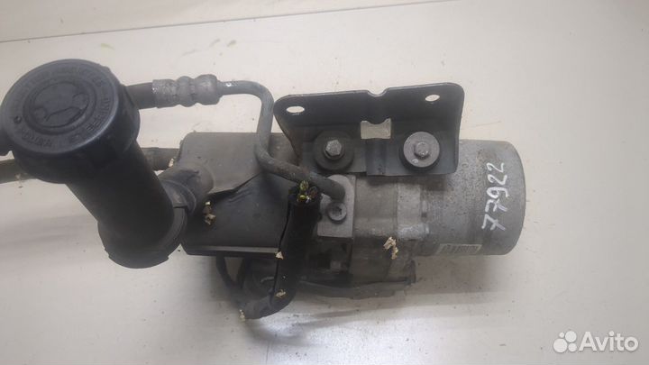 Насос усилителя руля Peugeot Partner 2015, 2015