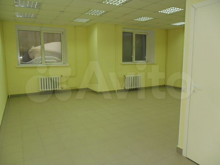 Помещение на Гурьевская, цоколь, 120м2 - без комис