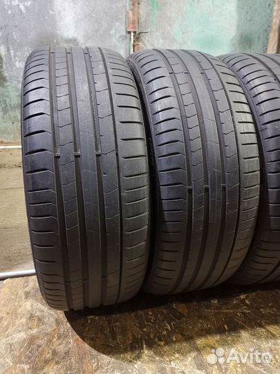 Pirelli P Zero 225/40 R19 и 255/35 R19