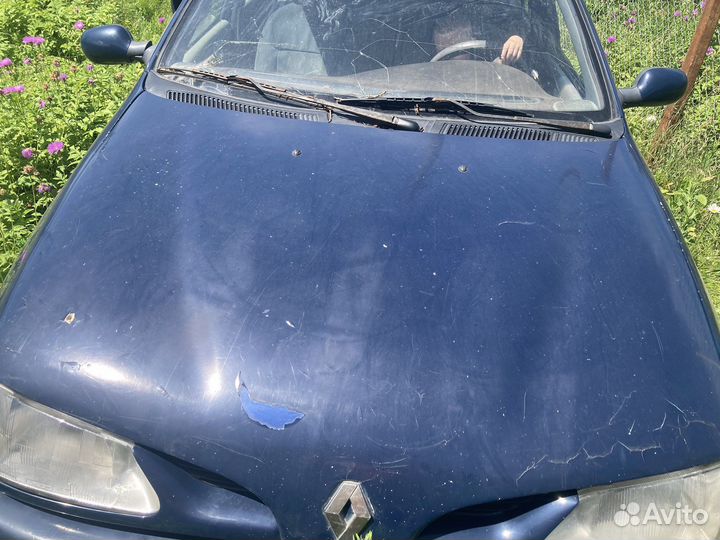 Капот renault megan 1