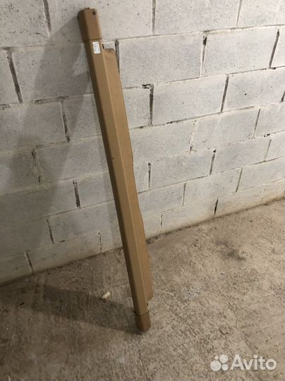 Шторка багажника