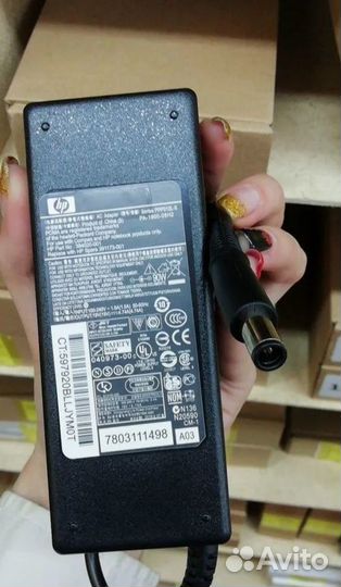 Новые фирменные зарядки для ноутбуков HP