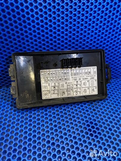 Крышка блока предохранителей Ford 2M5T14A076AB