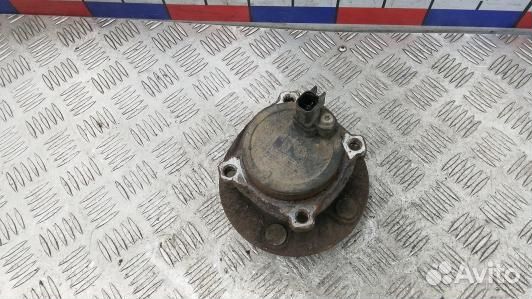 Ступица задняя левая ford focus 2 (8DN04LZ01)