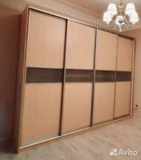 Шкаф купе ширина 3м, кровать цвет молочный дуб