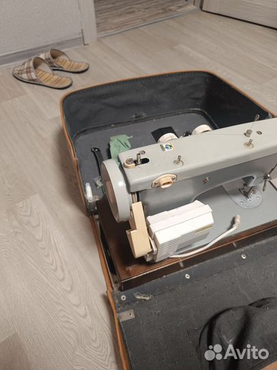 Швейная машинка бу электрическая