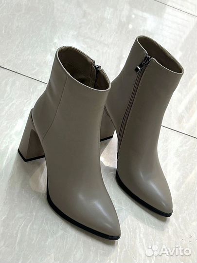 Ботинки осенние женские