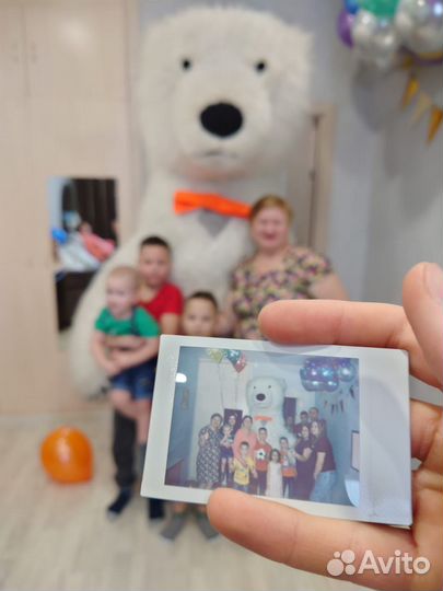 Поздравление белого мишки