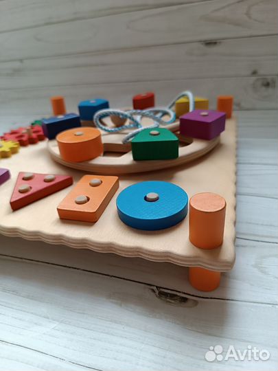 Бизиборд и сортер из дерева