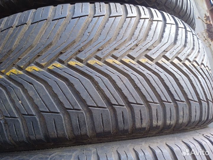 Michelin CrossClimate 2 215/55 R17