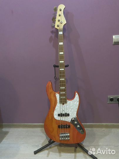 Бас гитара Bacchus Craft series Japan