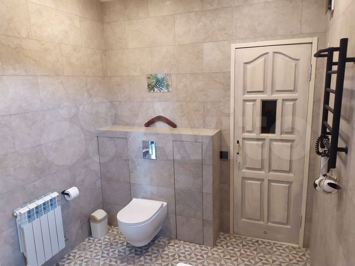 2-к. квартира, 75 м², 3/3 эт.