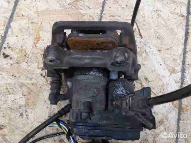 Суппорт задний правый Mercedes S-klasse W222