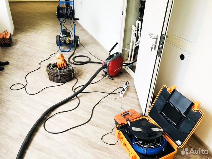 Устранение засоров Прочистка канализации Сантехник