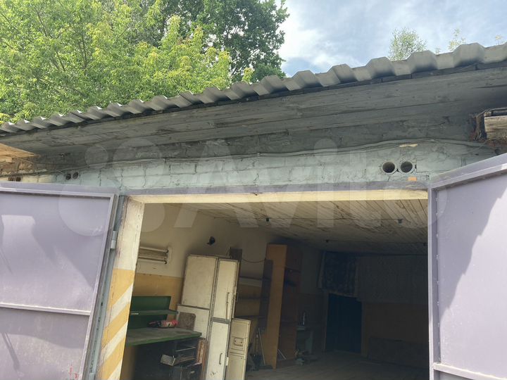 Гараж, > 30 м²