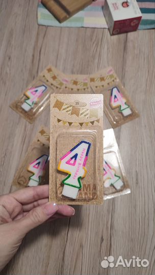 Свеча цифра 4