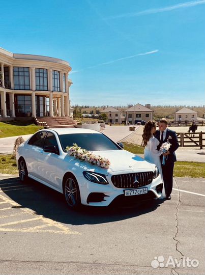 Свадебные украшения на машину