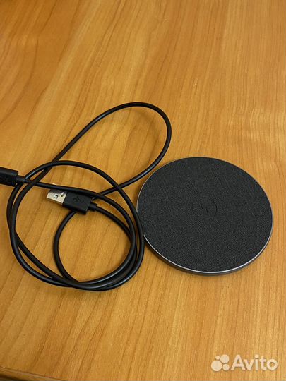 Беспроводное зарядное устройство TFN