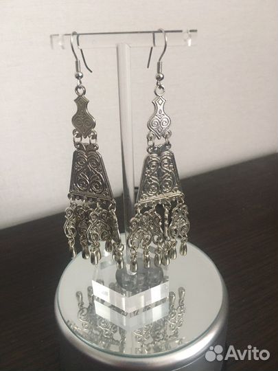 Этнические серьги.Бижутерия(металл.)