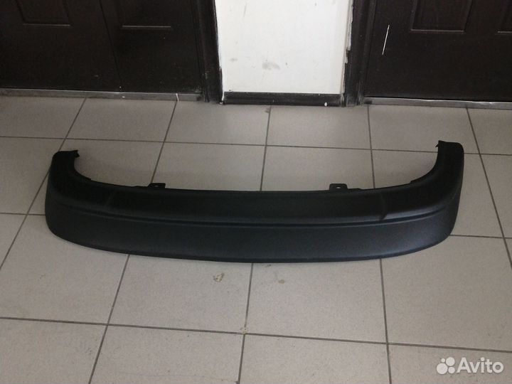 Вставка заднего бампера на kia rio 3