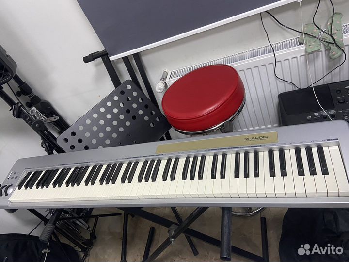 Midi клавиатура 88 m-audio
