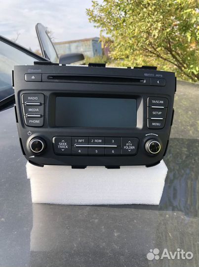 Штатная магнитола на киа Сорренто 2012 +