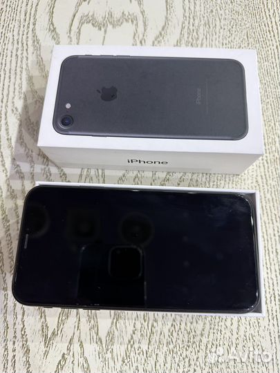 Телефон iPhone 10