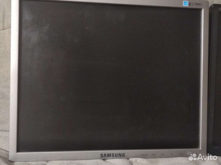 Монитор Samsung syncmaster 743 n