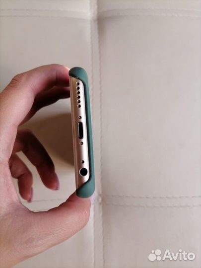 Телефон iPhone 6s