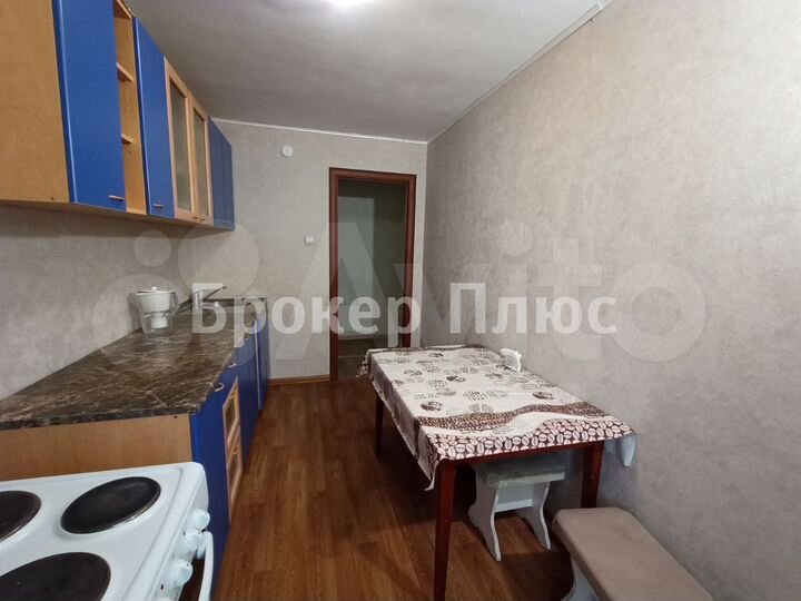 4-к. квартира, 76 м², 2/5 эт.