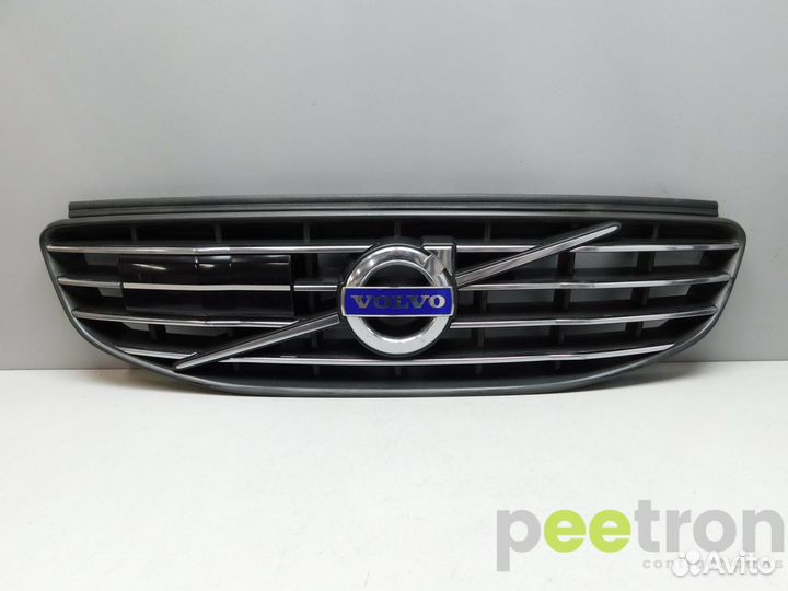 Б/У Б/У Решетка радиатора б/у 31333833 volvo