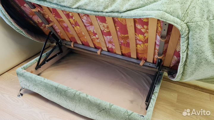 Продам диван