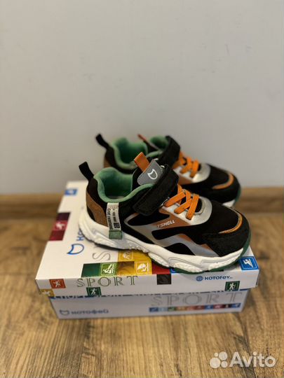 Кроссовки 28, 17,5 см