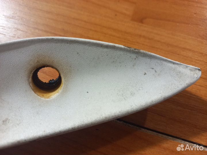 Молдинг крышки багажника Мерседес W202 (дорест)