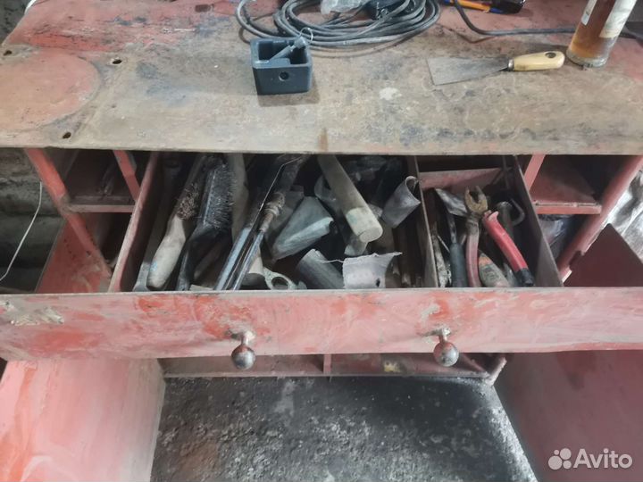 Верстак для гаража