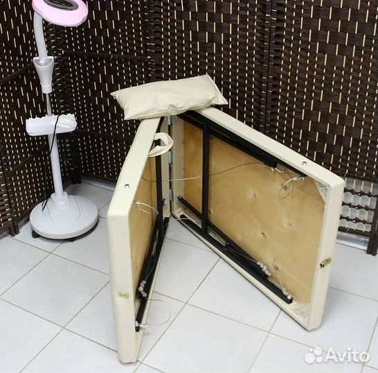 Кушетка косметологическая