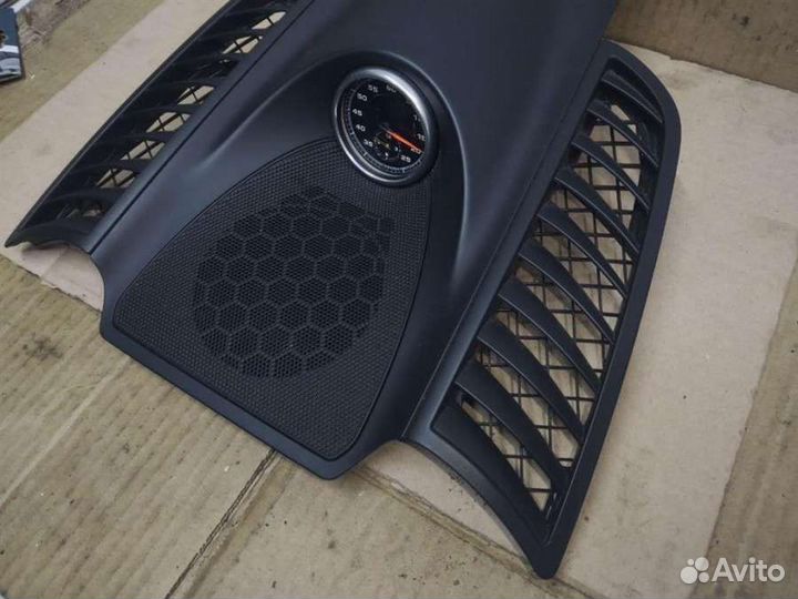 Часы Porsche Cayenne 958