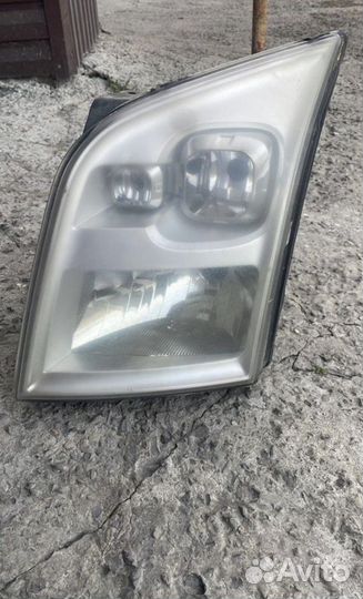 Фара левая и правая Ford transit