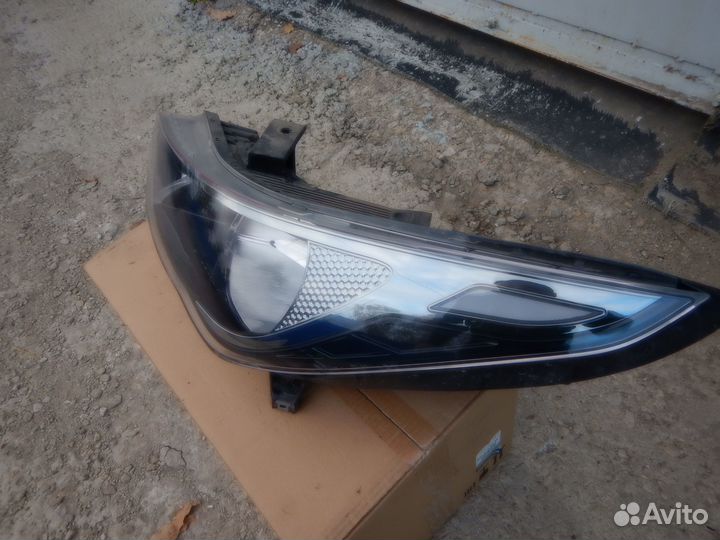 Фара левая Hyundai Solaris 2020