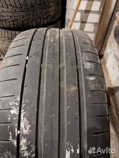 Pirelli P Zero 225/35 R20
