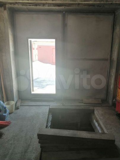 Гараж, > 30 м²