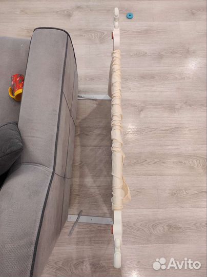 Бортик в кроватку новый/ограничитель