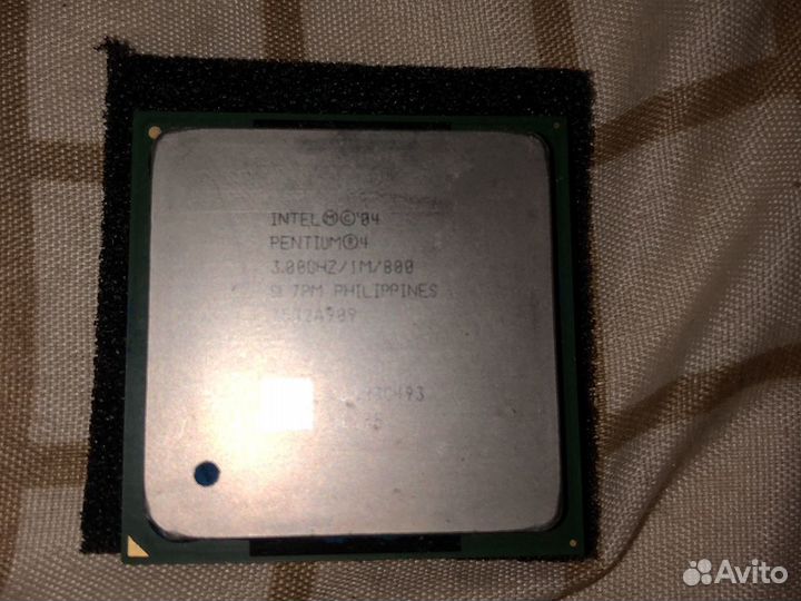 Процессор Intel Pentium 4 3GHZ