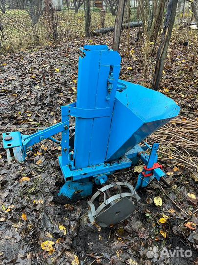 Картофелесажалка для мотоблока