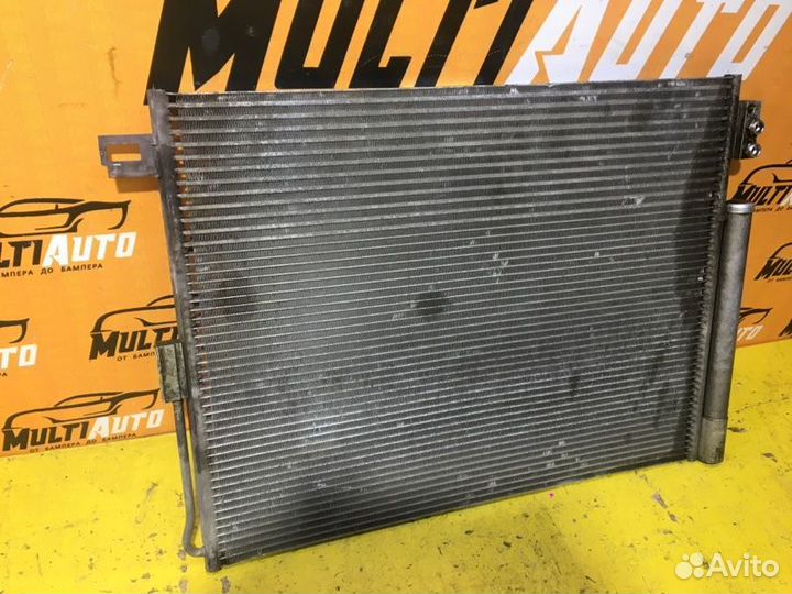 Радиатор кондиционера Jeep Grand Cherokee WK2