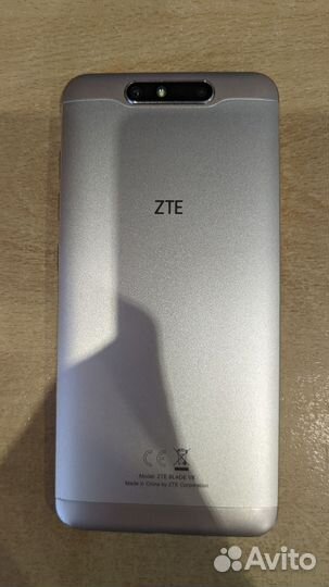 ZTE Blade V8, 3/32 ГБ