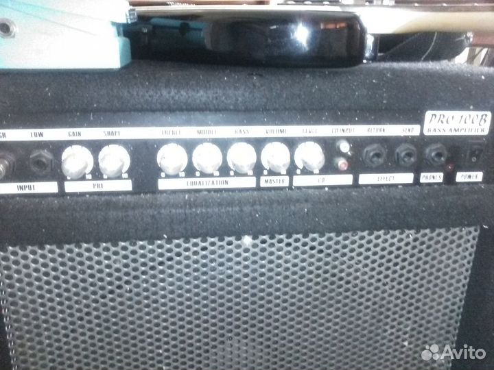 Басовый комбик